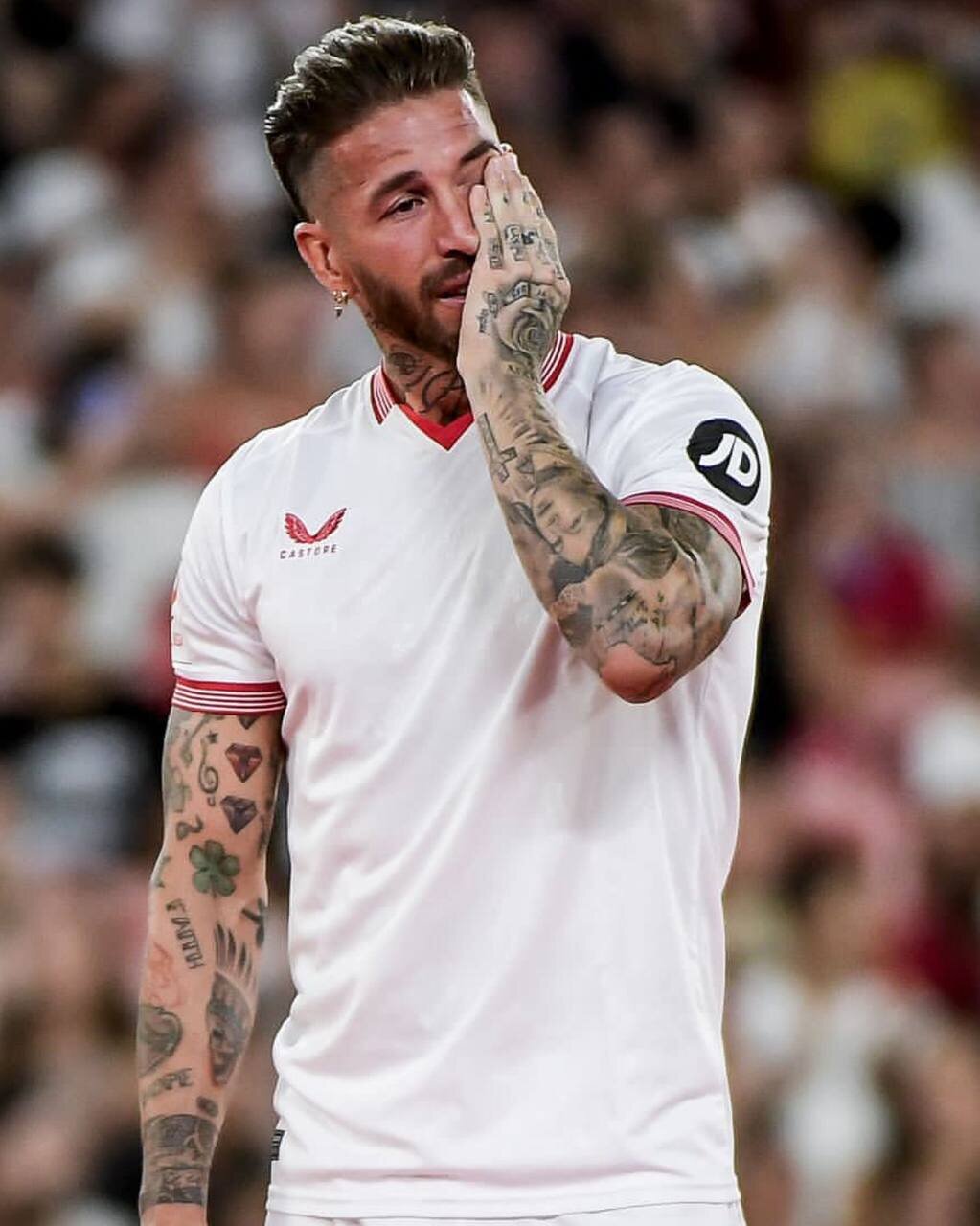 عکس‌| اشک‌های راموس در بازگشت به خانه