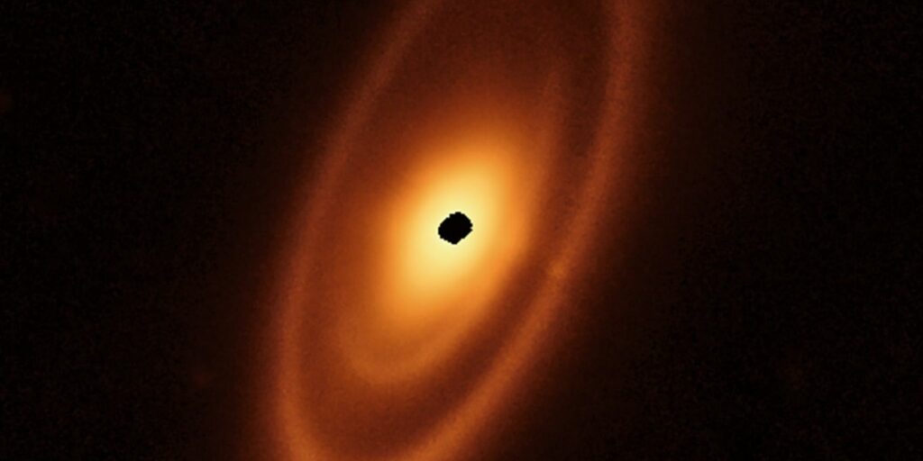 حلقه های ستاره فم الحوت