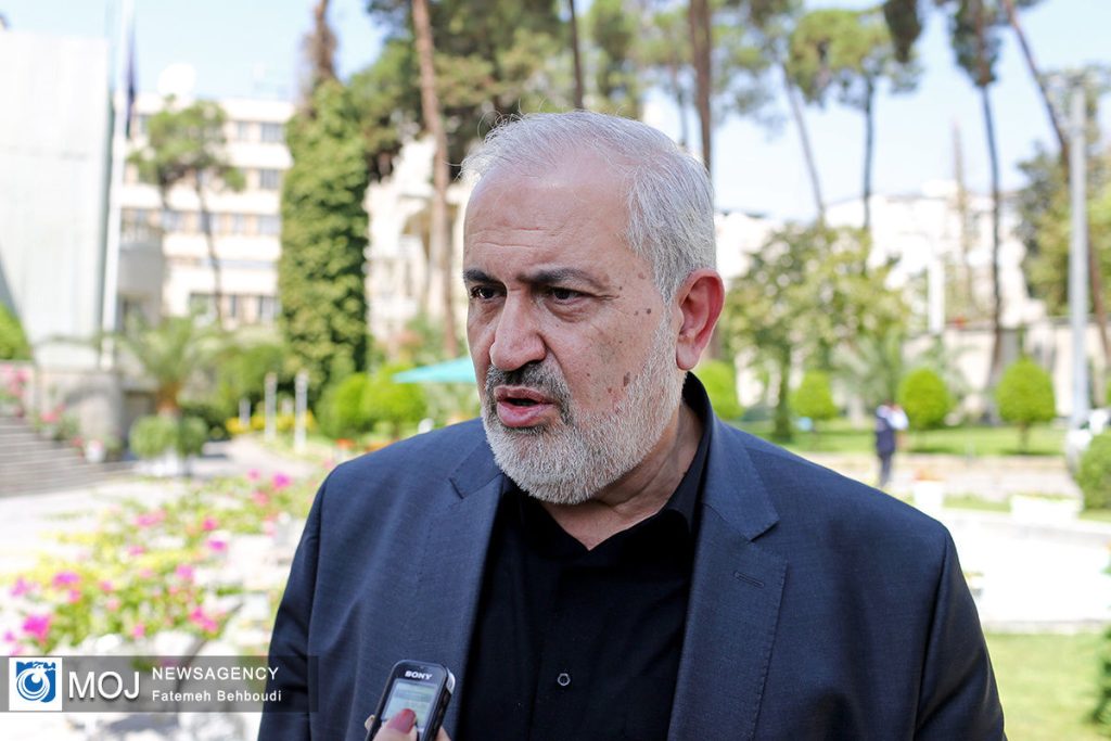 حضور وزیر صنعت در محل انفجار معدن زغال‌سنگ طزره دامغان