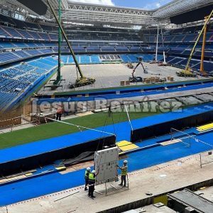 عکس| نصب اسکوربورد 360 درجه استادیوم سانتیاگو برنابئو