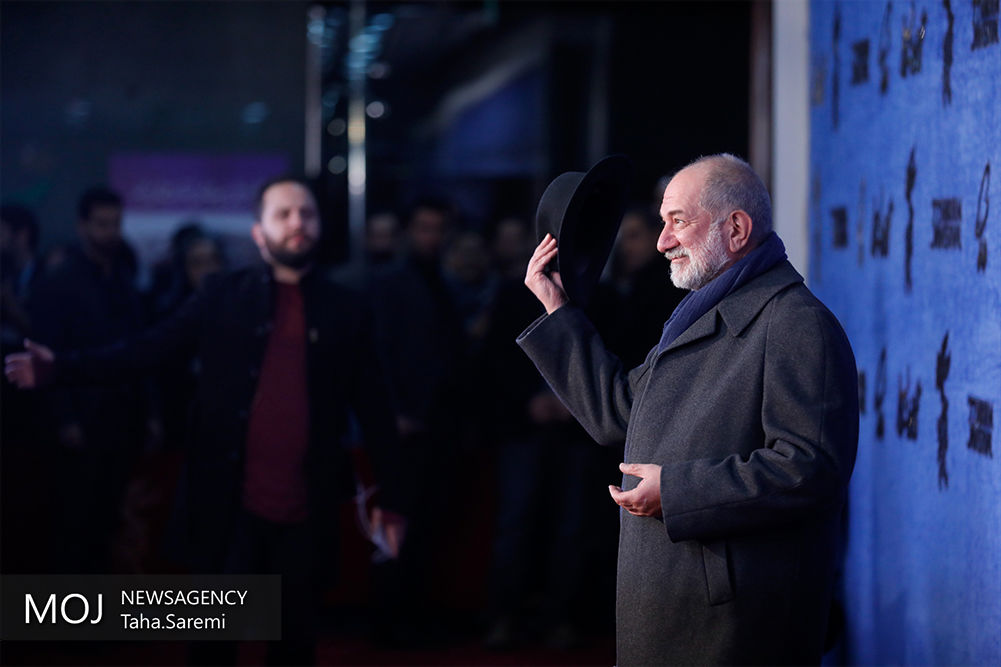 آتیلا پسیانی چشم از جهان فروبست