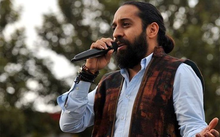 برج میلاد میزبان صدای روزبه نعمت‌الهی می‌شود