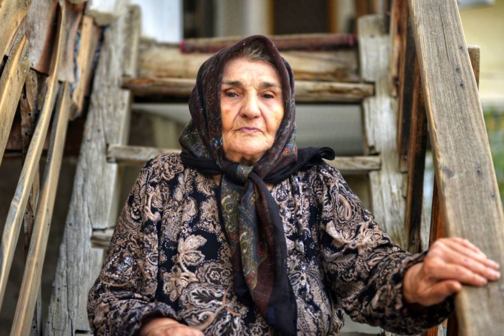 تولید فصل دوم سریال مستند «رخ مادر» آغاز شد