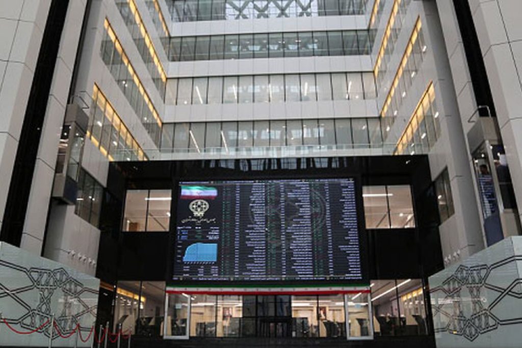 شاخص بورس ۲۱ آبان ۱۴۰۲/ شاخص بورس امروز تا رقم یک میلیون و ۸۴۸ هزار واحد روند نزولی داشت