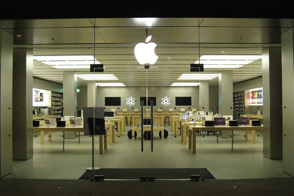 شکایت از اپل به‌خاطر عدم ارائه مزایا به کارمندان تشکیل‌دهنده اتحادیه‌های کارگری