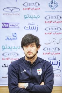 عکس‌| ساعت لاکچری و ۵ میلیاردی سردار آزمون در تیم ملی