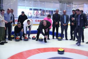 1703096893 58 اغاز فعالیت رسمی انجمن کرلینگ در وجود ستاره‌های ورزش ایران