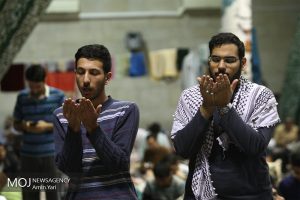 اعتکاف در دانشگاه تهران