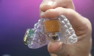 این دستگاه زبان شما را به یک ماوس تبدیل می‌کند! + ویدیو