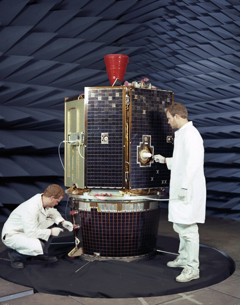 فضاپیمای کلمنتاین به فضا پرتاب شد