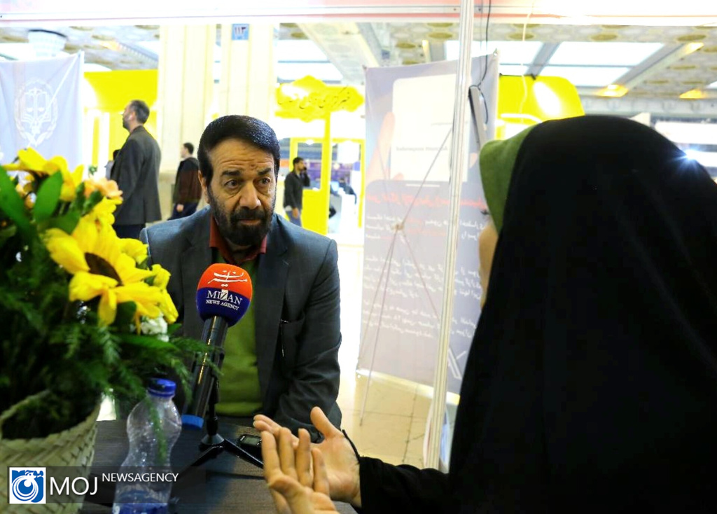 بازدید مدیر عامل خبرگزاری موج از نمایشگاه رسانه های ایرانی