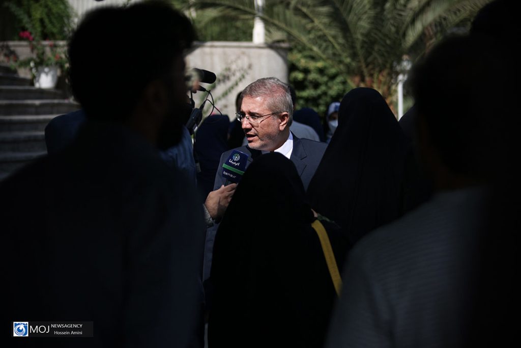 بودجه امسال کسری نداشت