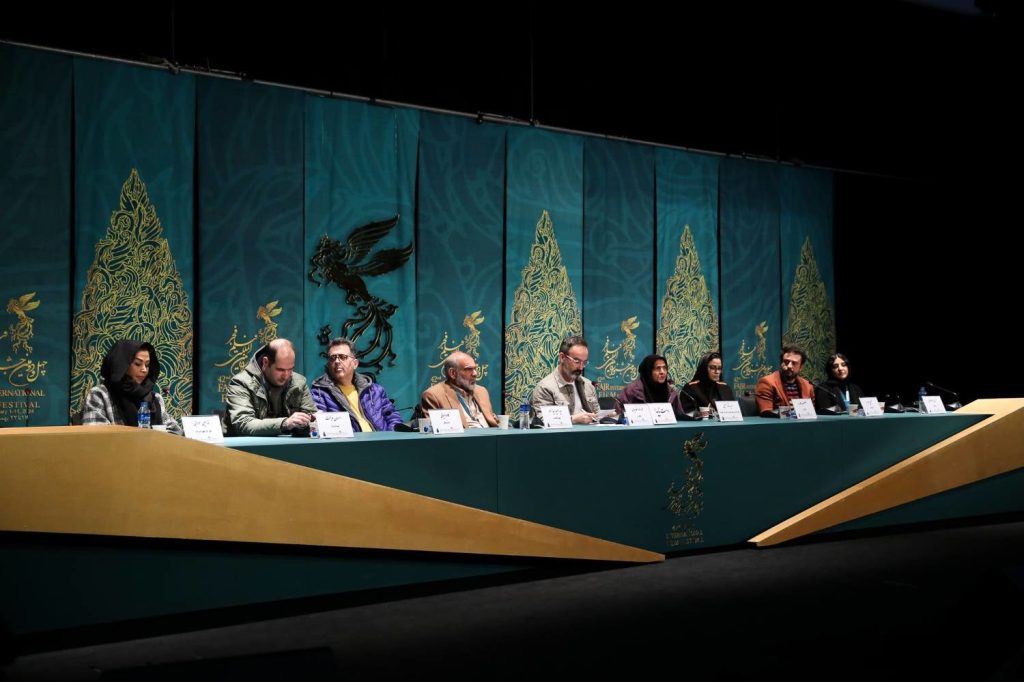 «دست‌های ناپیدا» حرف دل نویسنده است