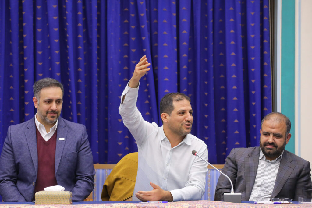 قسمت دولتی با فعالان اقتصاد دیجیتال رقابت نکند_دانشجو 11 1710753749 757 قسمت دولتی با فعالان اقتصاد دیجیتال رقابت نکند دانشجو