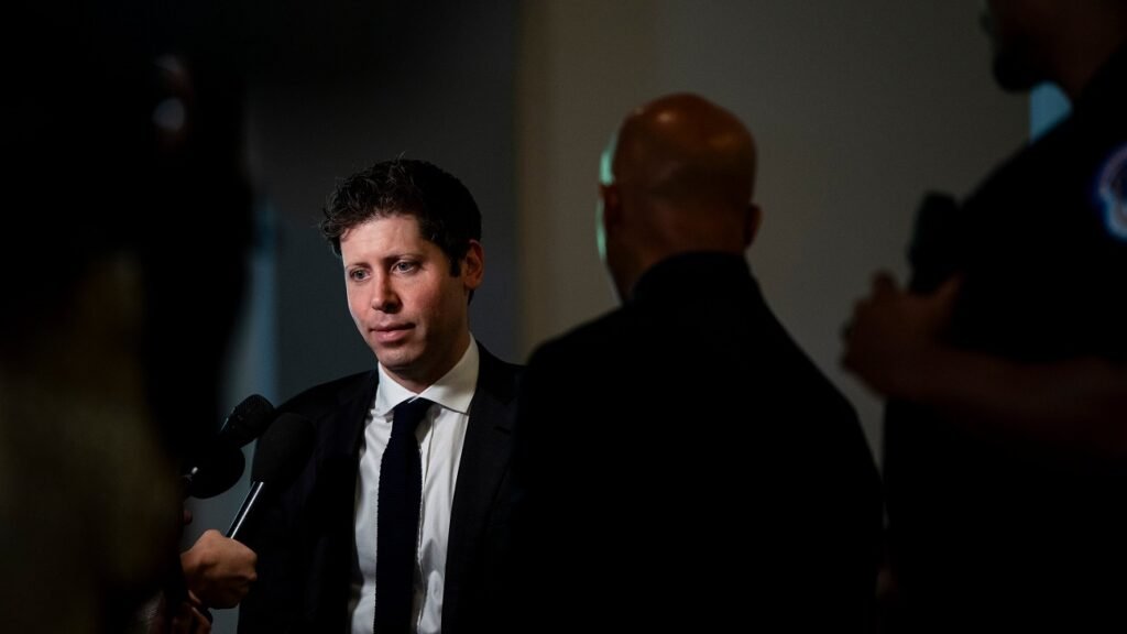 OpenAI احتمالاً برای رقابت با سیری و الکسا یک دستیار صوتی معرفی می‌کند