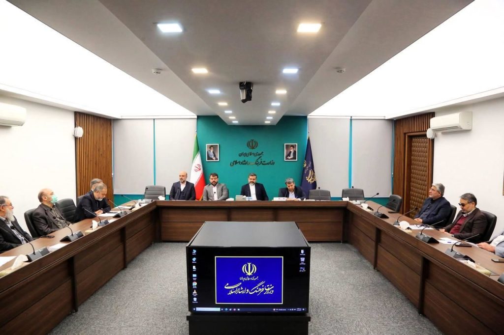 مراسم تقدیر از برگزار کنندگان جشنواره فیلم فجر با حضور وزیر فرهنگ برگزار شد