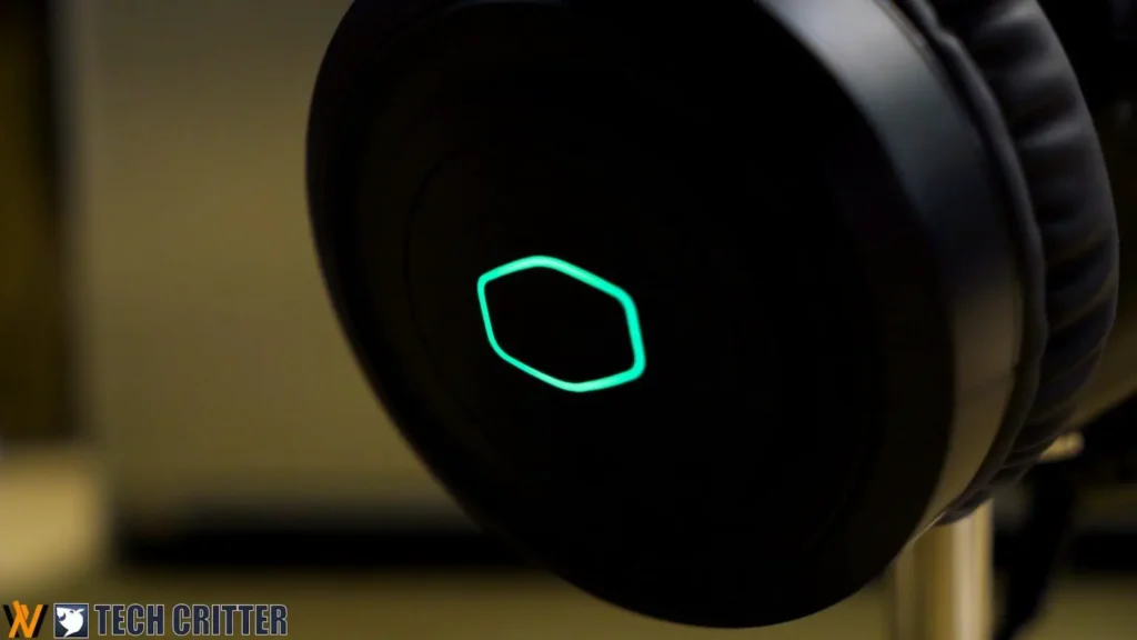 ۱۰ مدل از بهترین هدفون گیمینگ تا ۲ میلیون_دانشجو 195 هدست گیمینگ کولر مستر مدل CH321