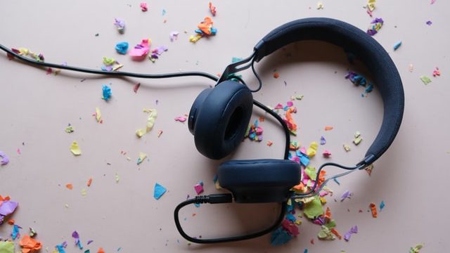 ۱۰ مدل از بهترین هدفون گیمینگ تا ۲ میلیون_دانشجو 213 هدست گیمینگ