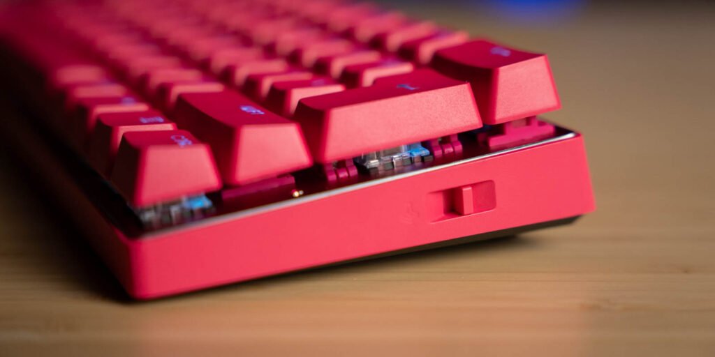 کیبورد گیمینگ لاجیتک G Pro X 60 معارفه شد؛ کوچک با امکان شخصیسازی_دانشجو 4 1712663289 95 کیبورد گیمینگ لاجیتک G Pro X 60 معارفه شد؛ کوچک