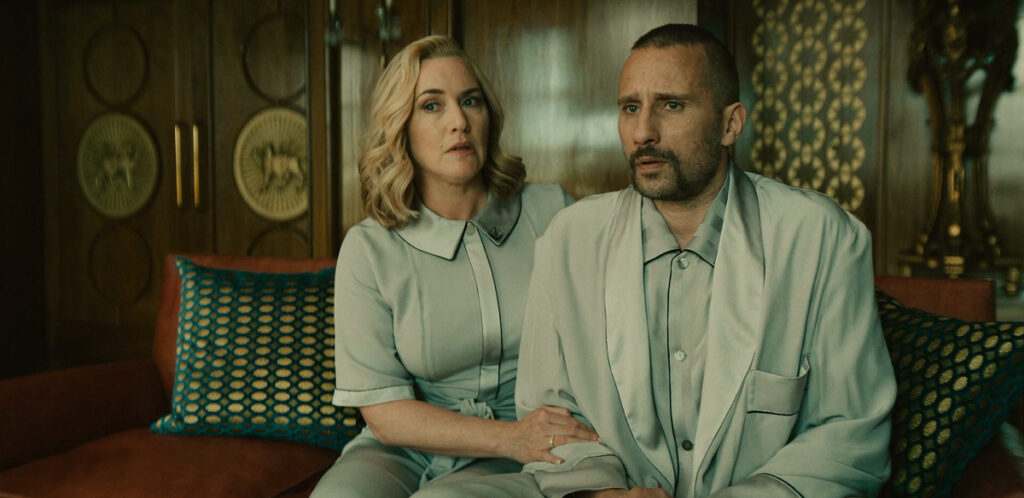 نقد سریال The Regime - داستان یک فروپاشی!_دانشجو 72 The Regime