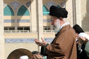 نماز عید فطر به امامت رهبر انقلاب اقامه شد + فیلم