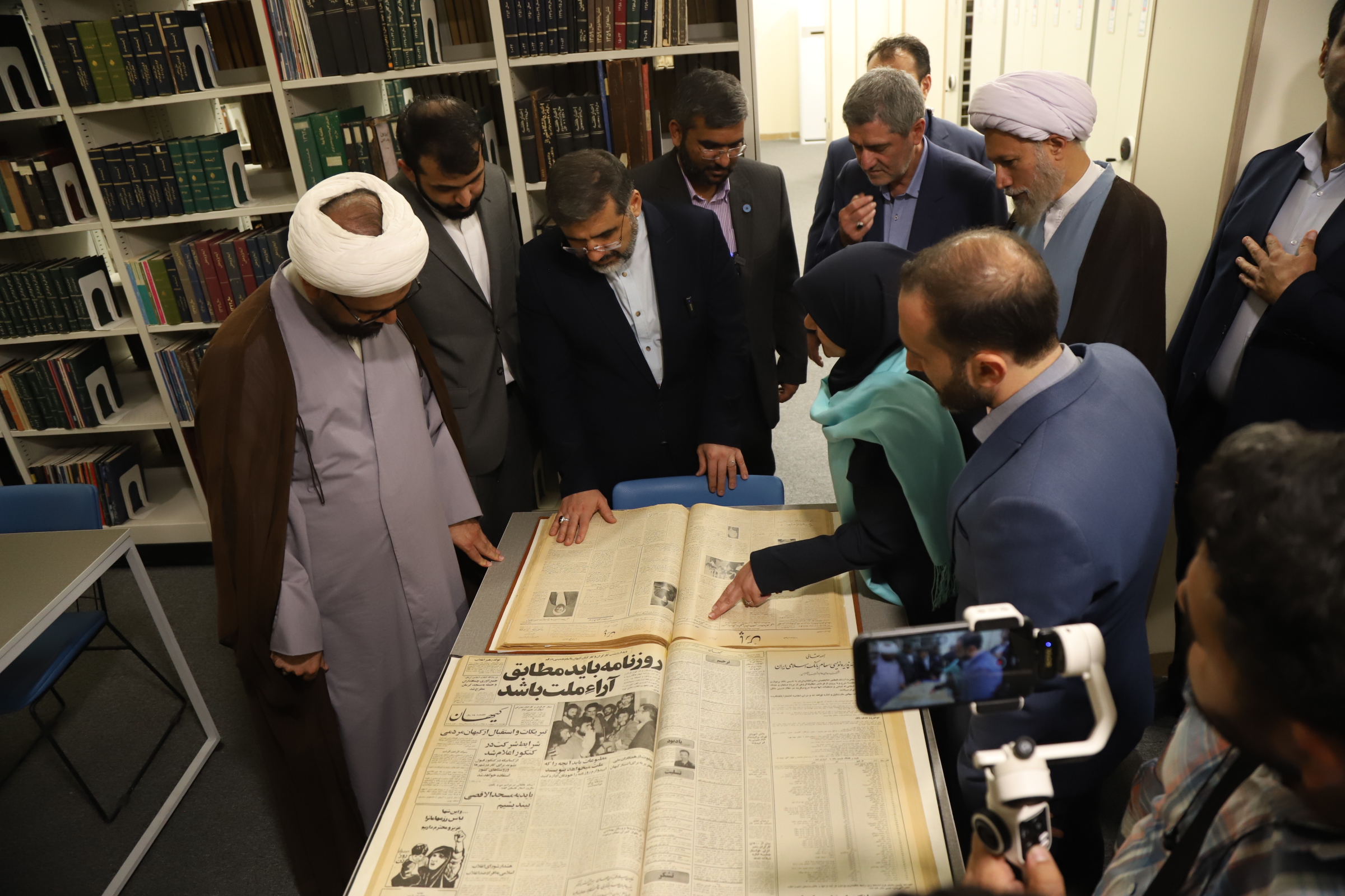 بازگشایی کتابخانه شهید دستغیب شیراز 