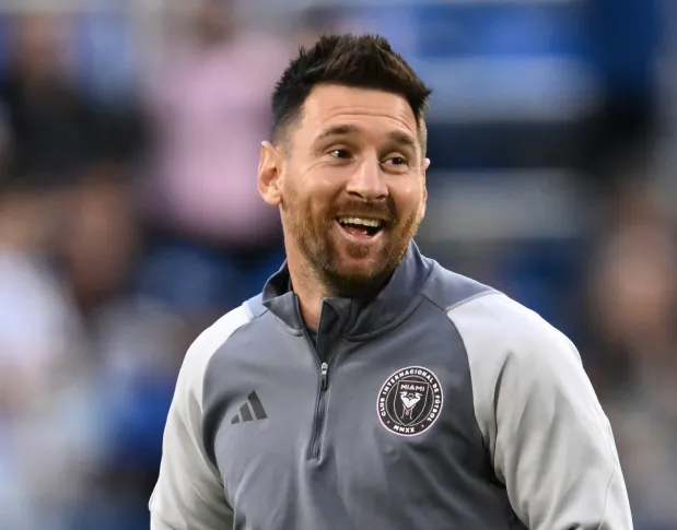 با 10 نفر اول فهرست پردرآمدترین ورزشکاران سال 2024 آشنا شوید_دانشجو 28 فهرست پردرآمدترین ورزشکاران سال 2024 مجله فوربز