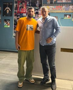 عکس‌| دیدار علی دایی با پسر کی‌روش!