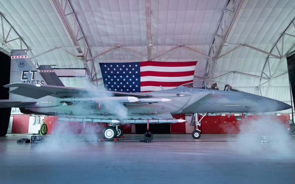 جنگنده F-15EX Eagle II چه قابلیت هایی دارد؟
