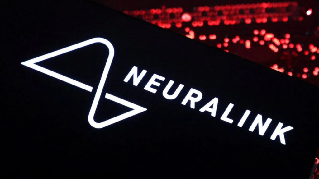 دومین بیمار نورالینک به‌زودی تراشه مغزی دریافت می‌کند