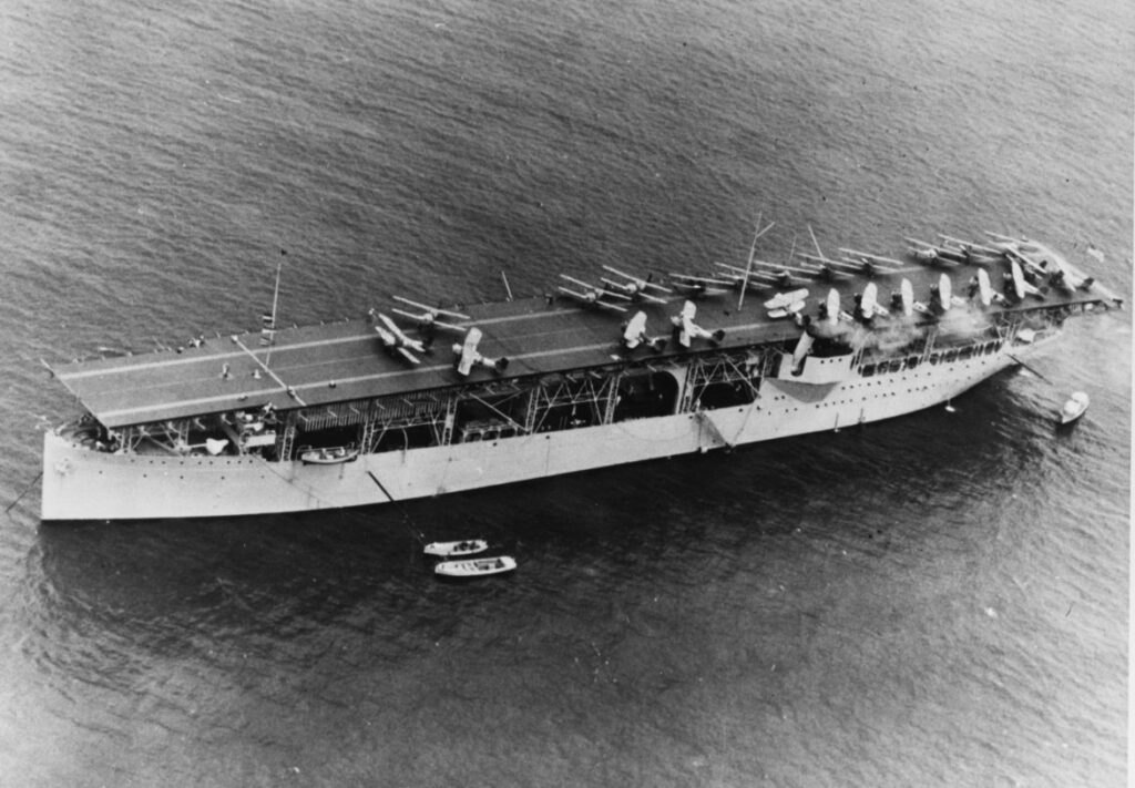 ماجرای اولین ناو هواپیمابر ایالات متحده که غرق شد