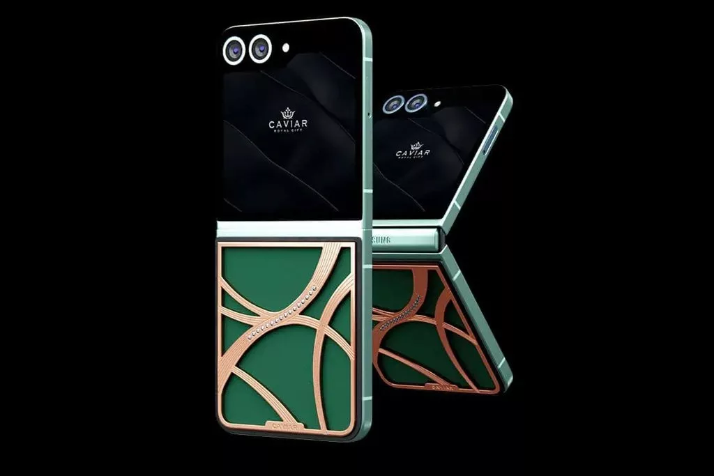 نسخه لوکس گلکسی Z فلیپ ۶