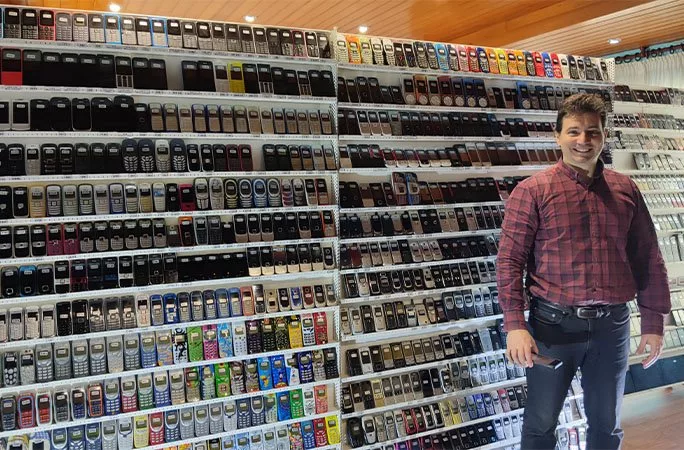 بزرگترین مجموعه گوشی های جهان