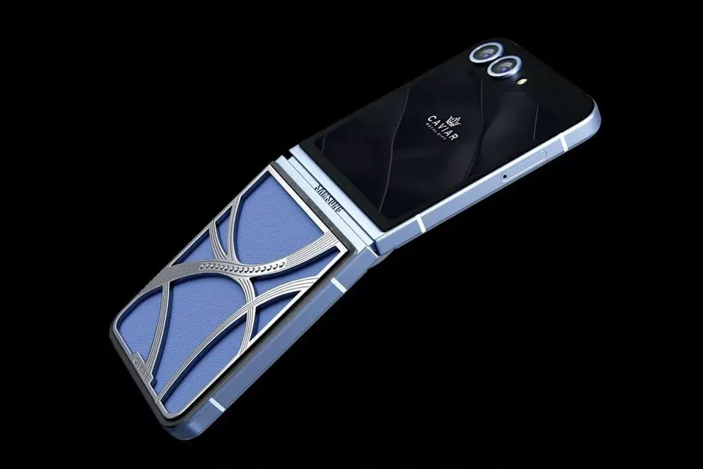 نسخه لوکس گلکسی Z فلیپ ۶