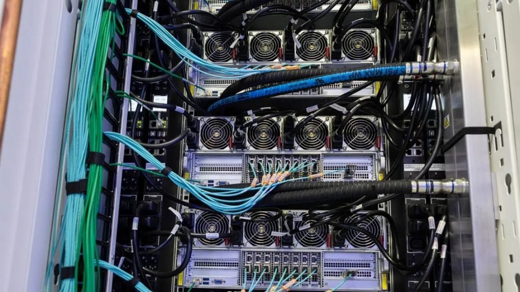 نگاهی به درون کلوسوس؛ قدرتمندترین سیستم آموزش هوش مصنوعی جهان_دانشجو 8 کلوسوس xAI