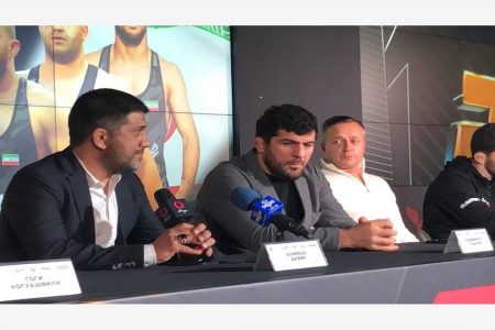 ایران ۸ نفره هم باید کره شمالی و قرقیزستان را ببرد/میگویند ۷۰ گل زدیم ولی از تیمهای درجه ۳ آسیا ۴ گل میخوریم!_دانشجو 9 دعوت دبیر از تیمهای ملی کشتی روسیه برای حضور در ایران