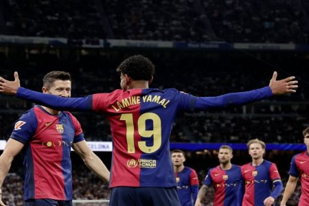 شاهکار هانسی فلیک با بچه مدرسه‌ای‌ها