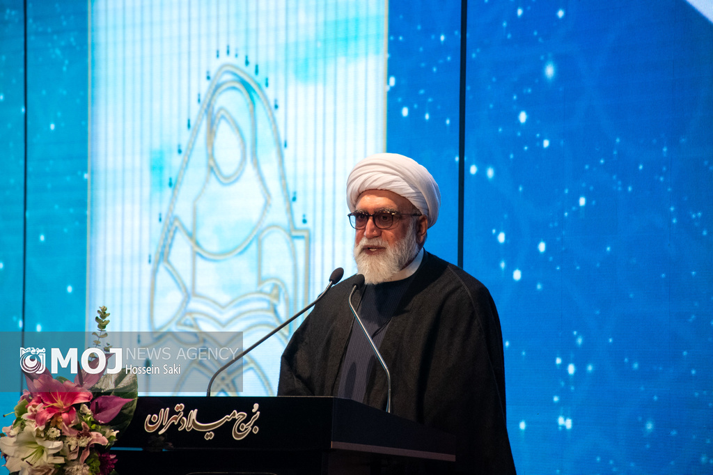 شانزدهمین همایش بین‌المللی بانوان قرآن‌پژوه و دومین آیین تکریم بانوان مبلغ و محفل‌دار قرآنی