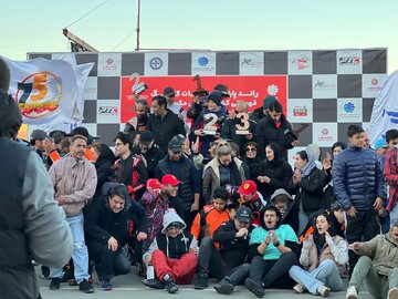 عکس | دیدار مدیر و بازیکن الریان با امید عالیشاه_دانشجو 8 معرفی نفرات برتر راند پایانی کارتینگ قهرمانی کشور