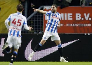 اولین گل سال: جهانبخش و یک بغل پای زیبا! 2 اولین گل سال: جهانبخش و یک بغل پای زیبا!