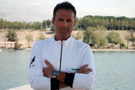 فرزام: مربی خارجی بیاید، با خیال راحت می‌روم