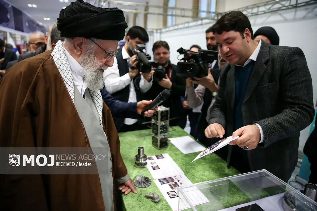 شبکه سه سیما مستند «پرچمداران بخش خصوصی؛ پیشگامان پیشرفت» پخش می کند