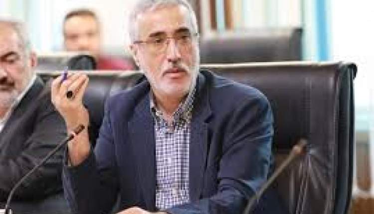 رئیس سازمان غذا و دارو همراه عراقچی راهی دهلی نو شد