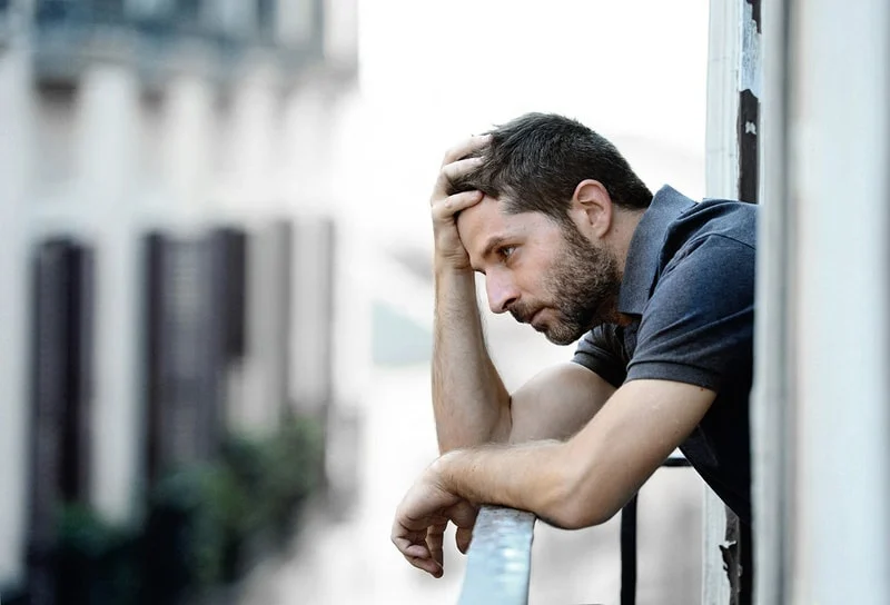 چطور با از دست دادن شغل کنار بیاییم؟ + ۱۰ پیشنهاد برای بعد از دست دادن شغل
